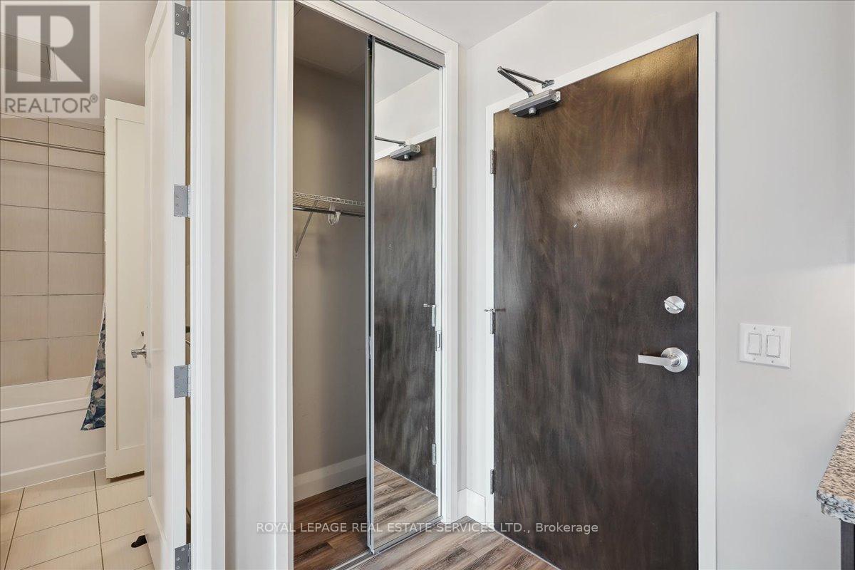 920 - 118 King Street E, Hamilton, Ontario  L8N 0A9 - Photo 7 - X12358173