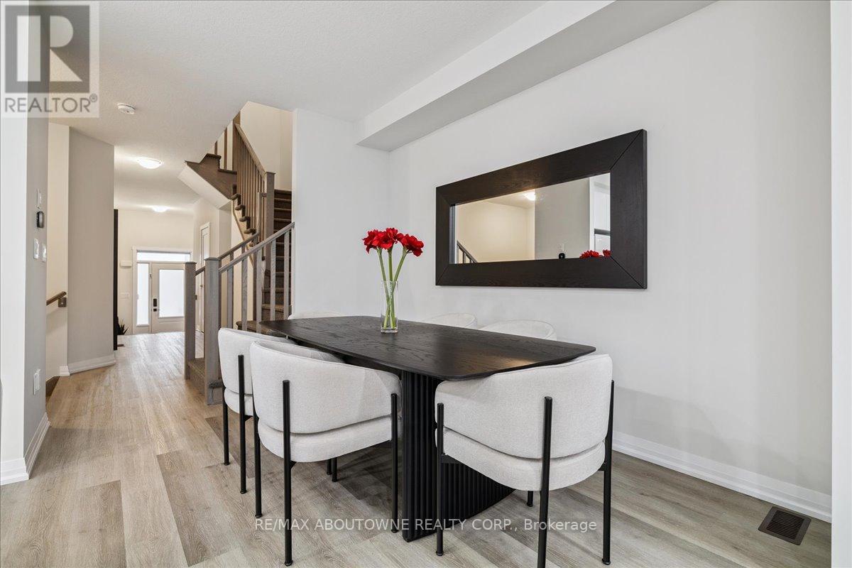 193 Lormont Boulevard, Hamilton, Ontario  L8J 0K1 - Photo 13 - X12358175