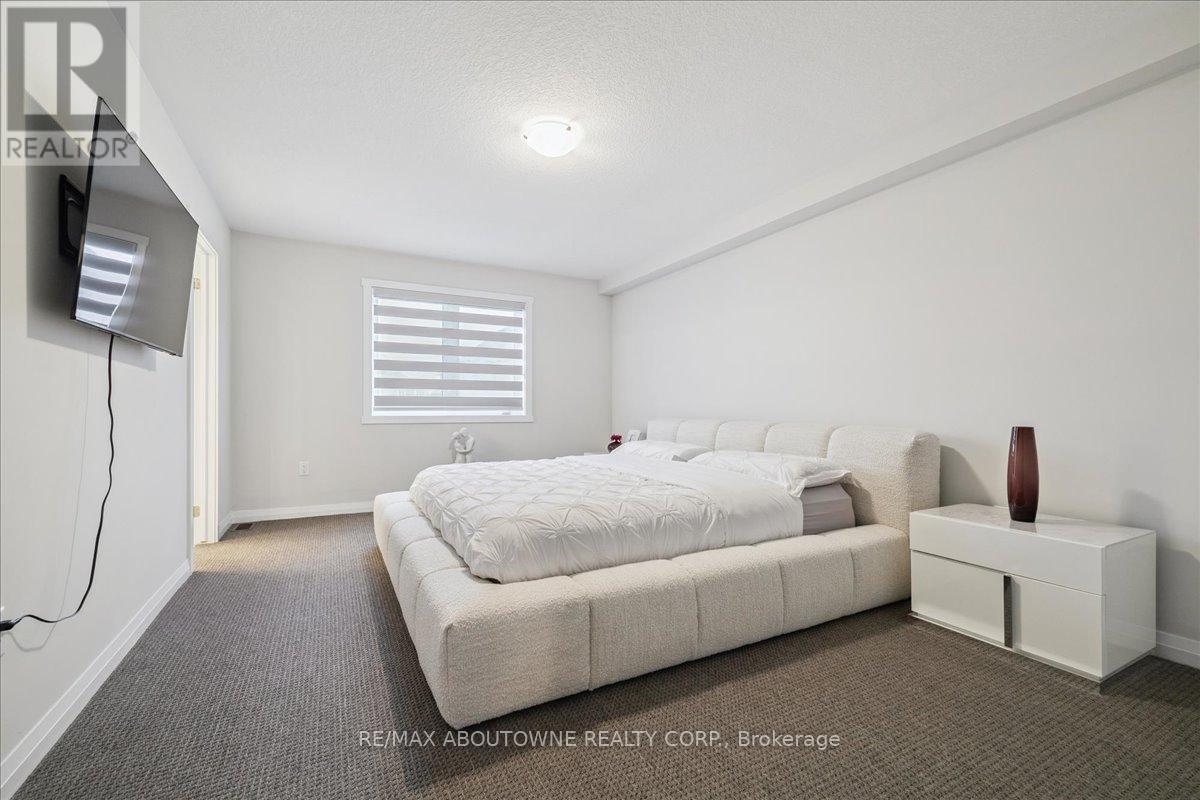 193 Lormont Boulevard, Hamilton, Ontario  L8J 0K1 - Photo 27 - X12358175