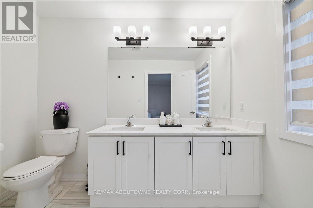 193 Lormont Boulevard, Hamilton, Ontario  L8J 0K1 - Photo 30 - X12358175