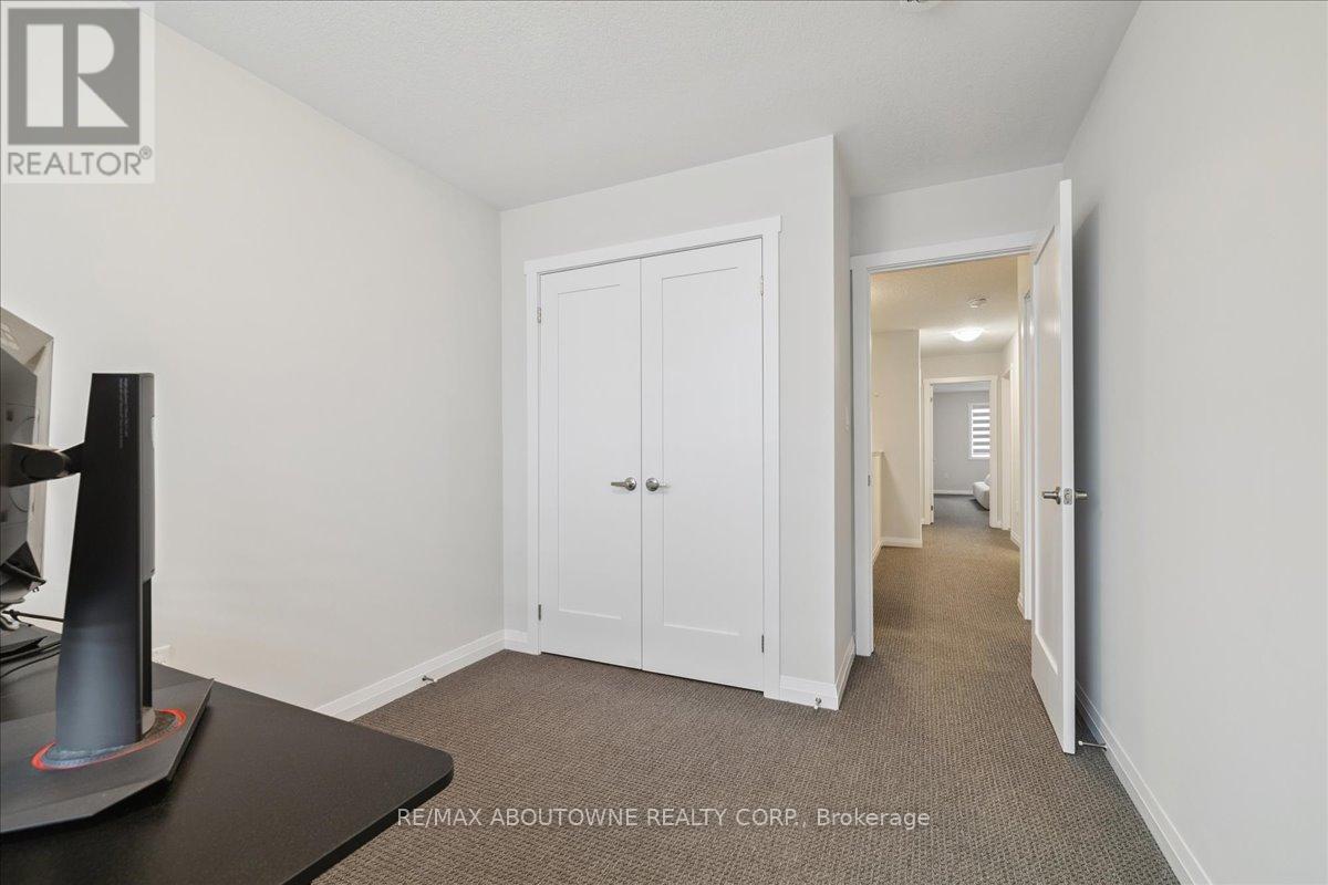 193 Lormont Boulevard, Hamilton, Ontario  L8J 0K1 - Photo 33 - X12358175