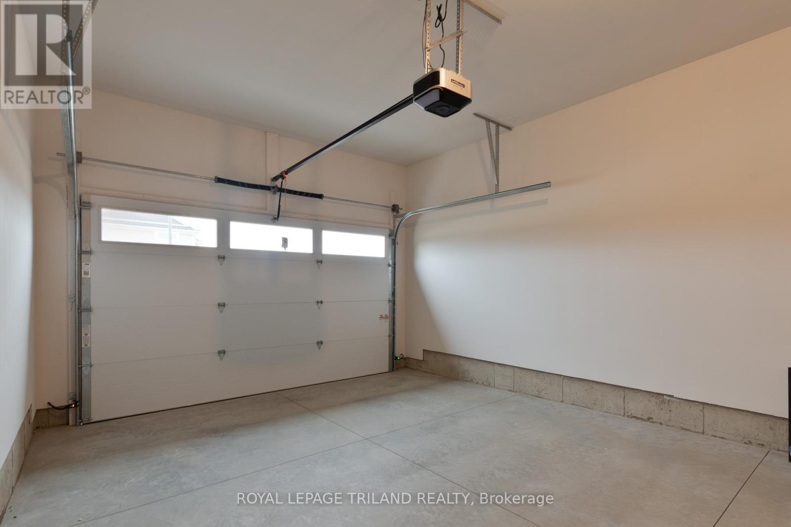 71 Harrow Lane, St. Thomas, Ontario  N5R 0P3 - Photo 25 - X12173309