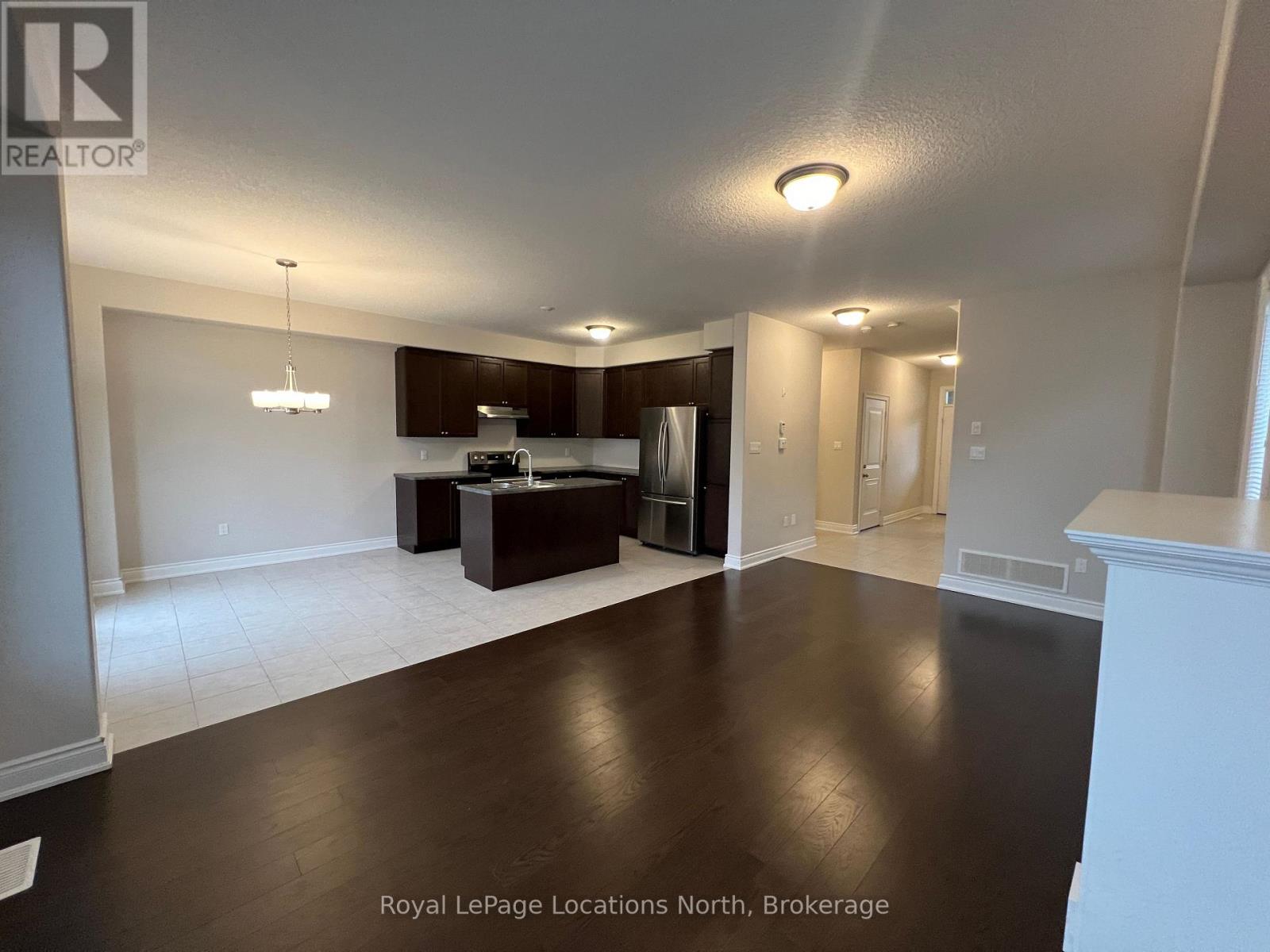 23 Lockerbie Crescent, Collingwood, Ontario  L9Y 0Y9 - Photo 6 - S12358191
