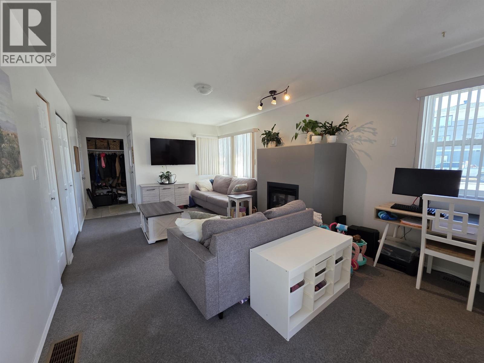 101 4822 Lazelle Avenue, Terrace, British Columbia  V8G 1T4 - Photo 4 - R3039445