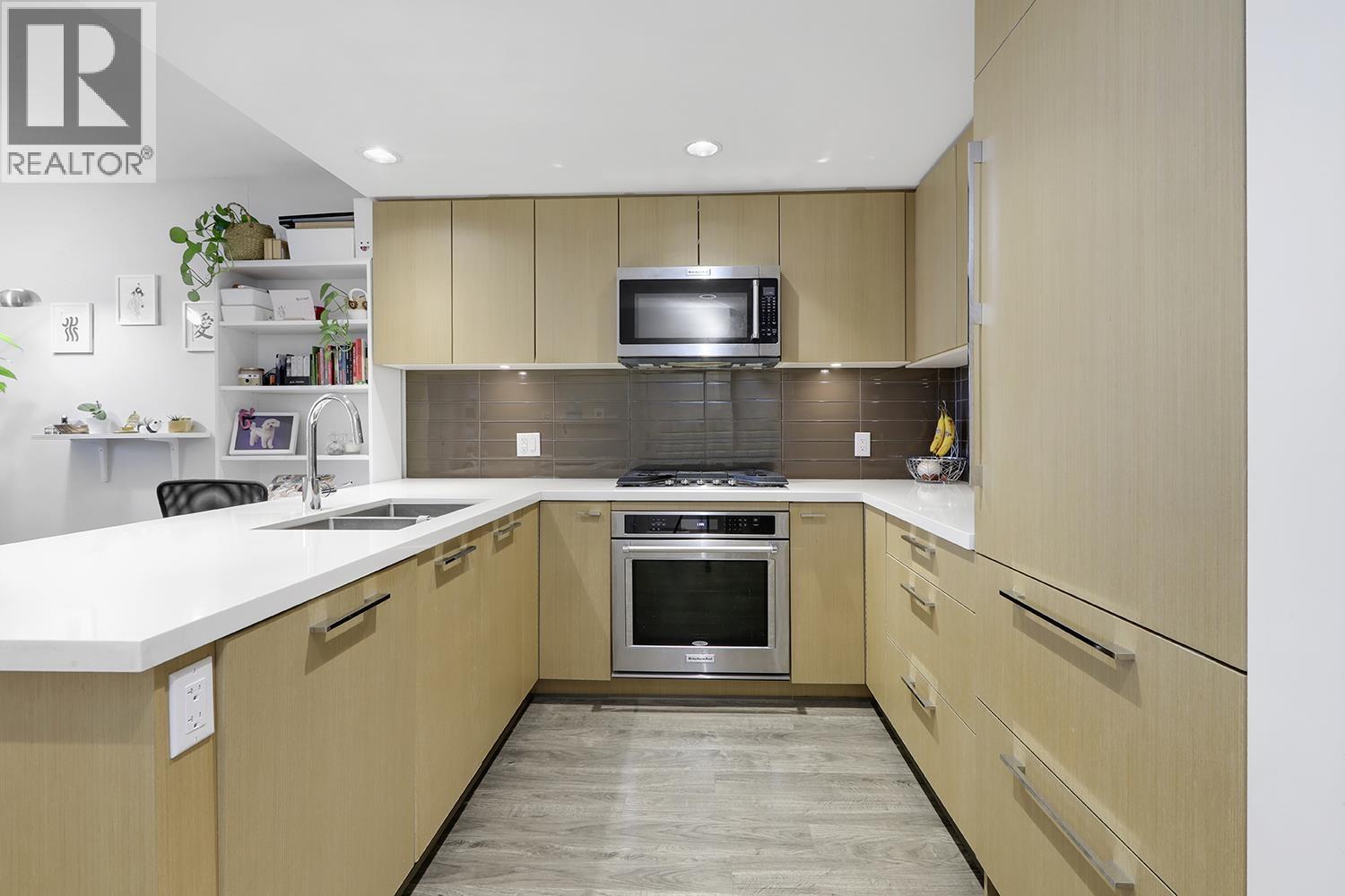 2107 3093 Windsor Gate, Coquitlam, British Columbia  V3B 0N2 - Photo 7 - R3038258
