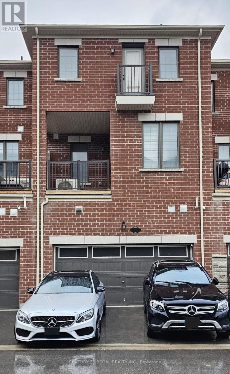 3281 Brigadier Avenue, Pickering, Ontario  L1X 0N1 - Photo 11 - E12358203