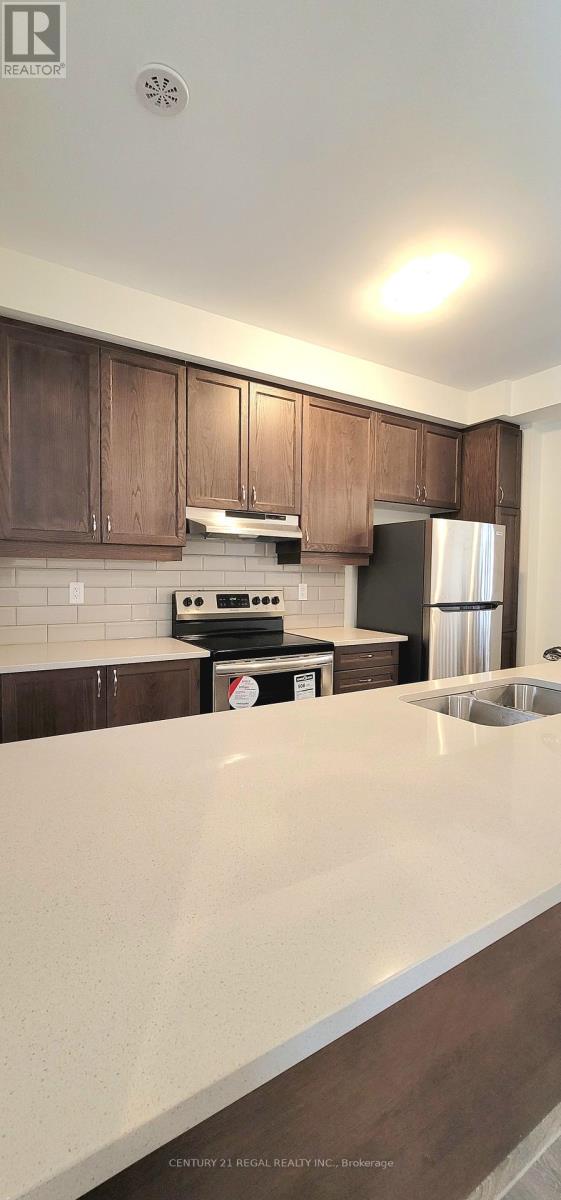 3281 Brigadier Avenue, Pickering, Ontario  L1X 0N1 - Photo 2 - E12358203