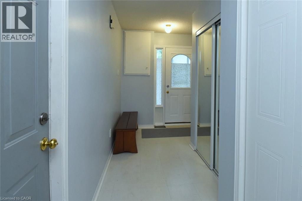 Property at 2530 NORTHAMPTON Boulevard Unit# 33 image 4