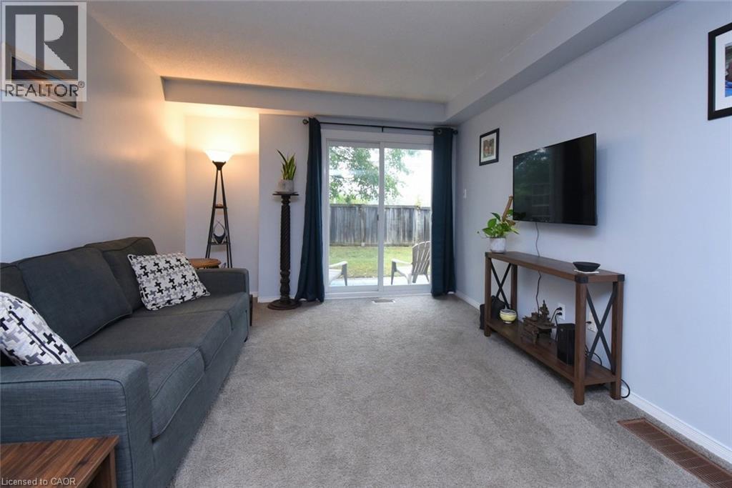 Property at 2530 NORTHAMPTON Boulevard Unit# 33 image 5