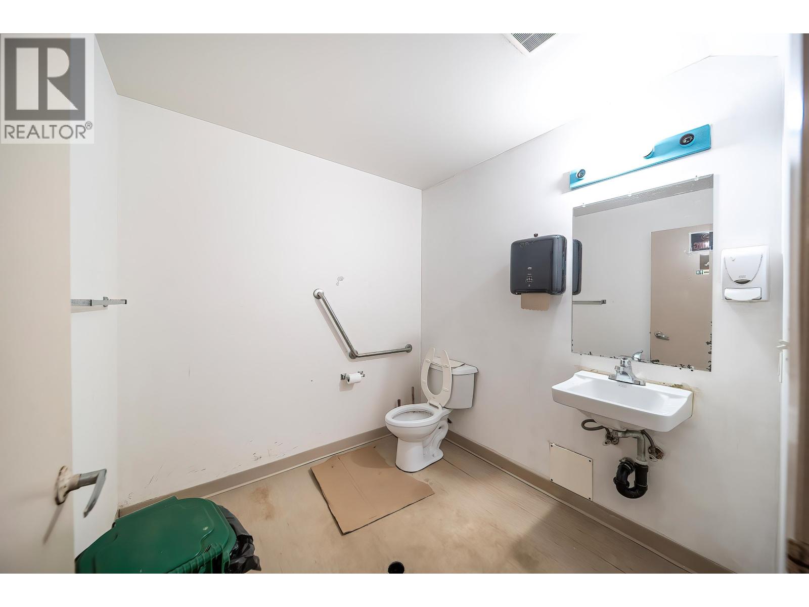 2025&2030 2633 Simpson Road, Richmond, British Columbia  V6X 0B9 - Photo 24 - C8071230