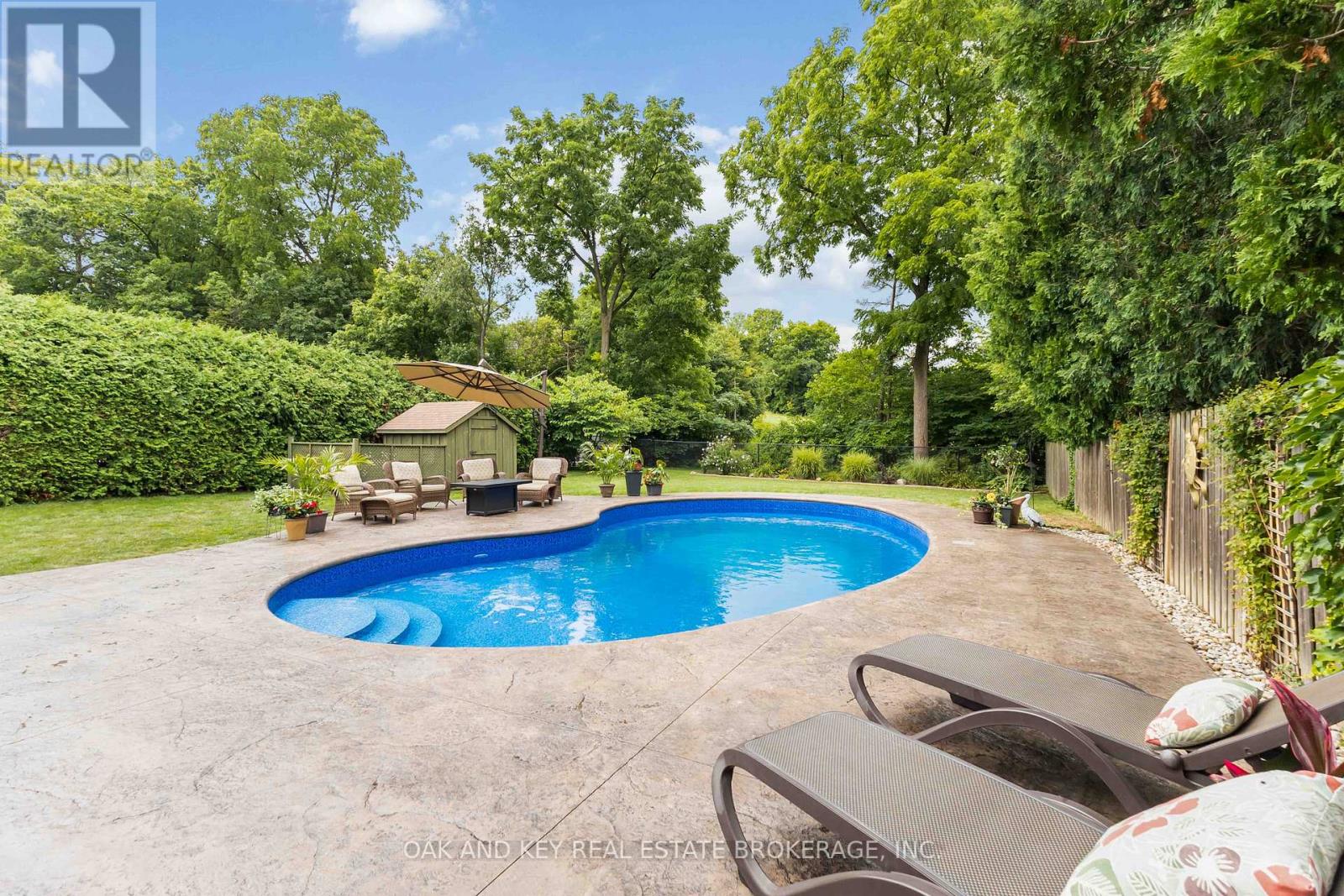 717 Griffith Street, London South, Ontario  N6K 3A6 - Photo 3 - X12358225