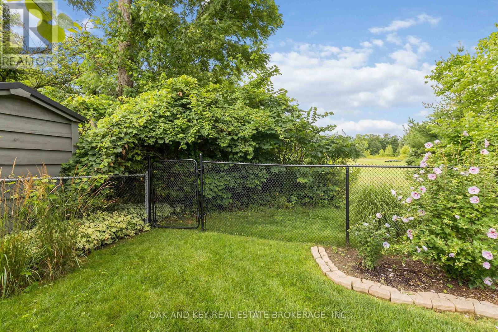717 Griffith Street, London South, Ontario  N6K 3A6 - Photo 45 - X12358225