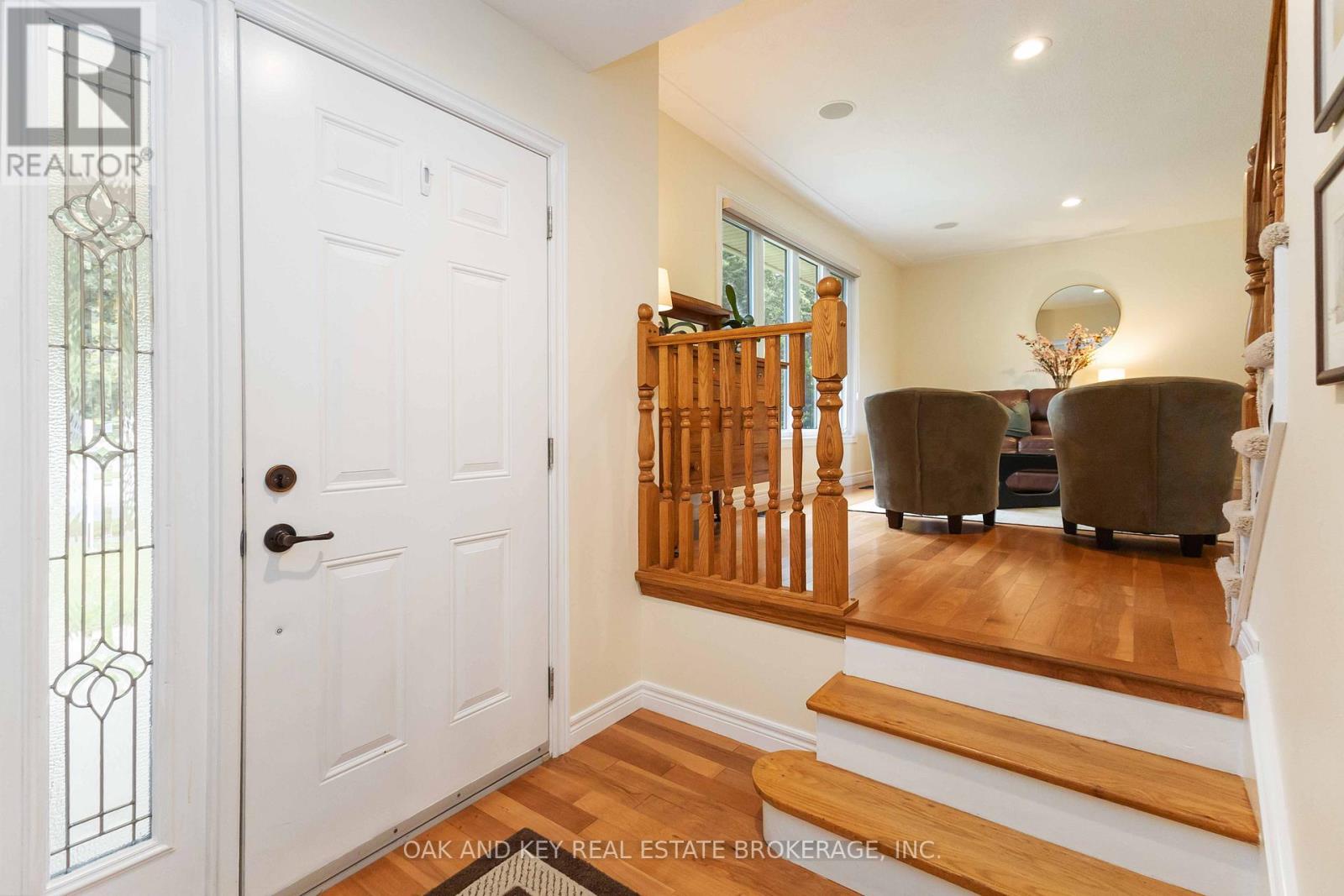 717 Griffith Street, London South, Ontario  N6K 3A6 - Photo 6 - X12358225