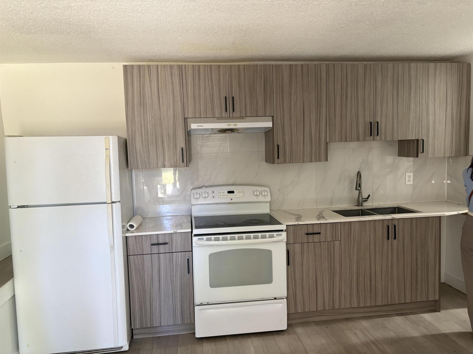 14165 Park Drive, Surrey, British Columbia  V3R 5N6 - Photo 11 - R3039565