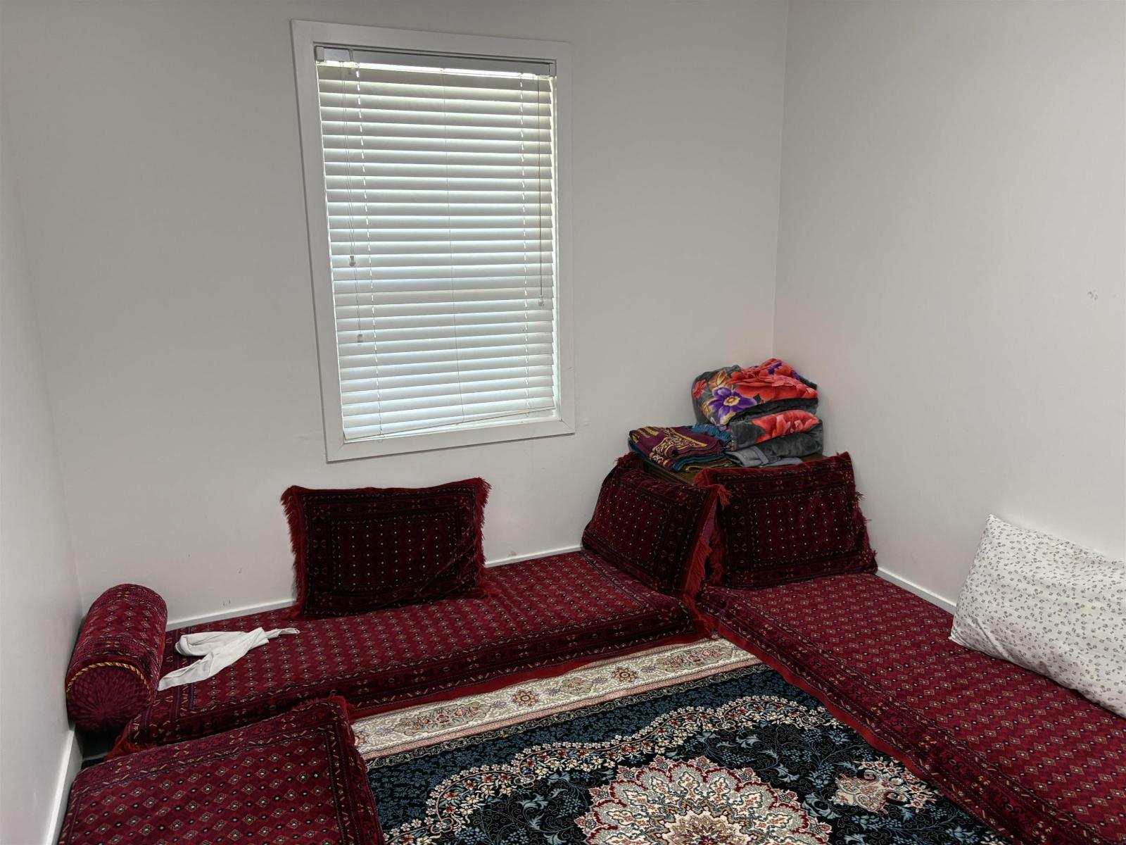 14165 Park Drive, Surrey, British Columbia  V3R 5N6 - Photo 4 - R3039565