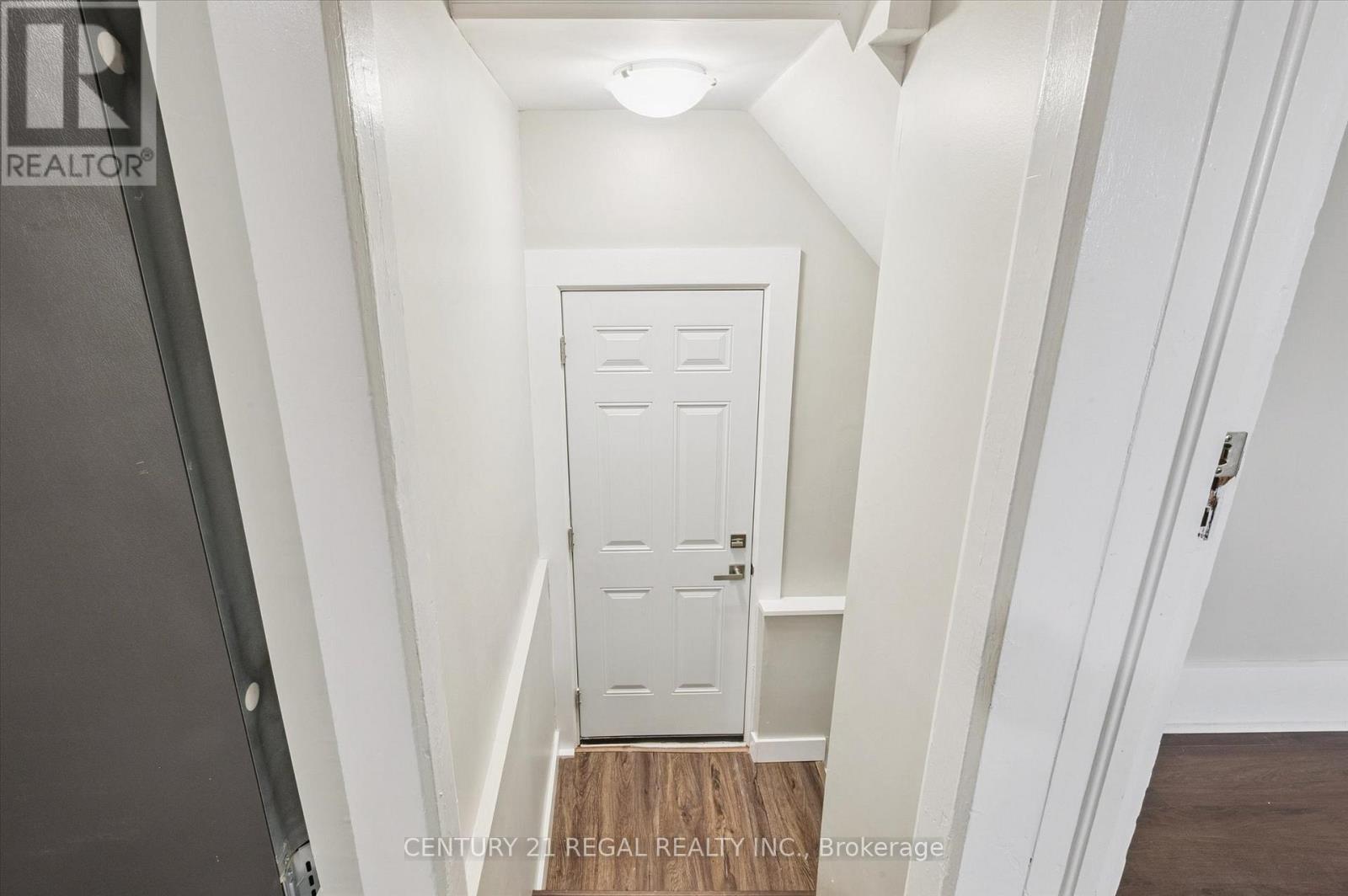 14 Stirling Avenue N, Kitchener, Ontario  N2H 3G5 - Photo 10 - X12358192