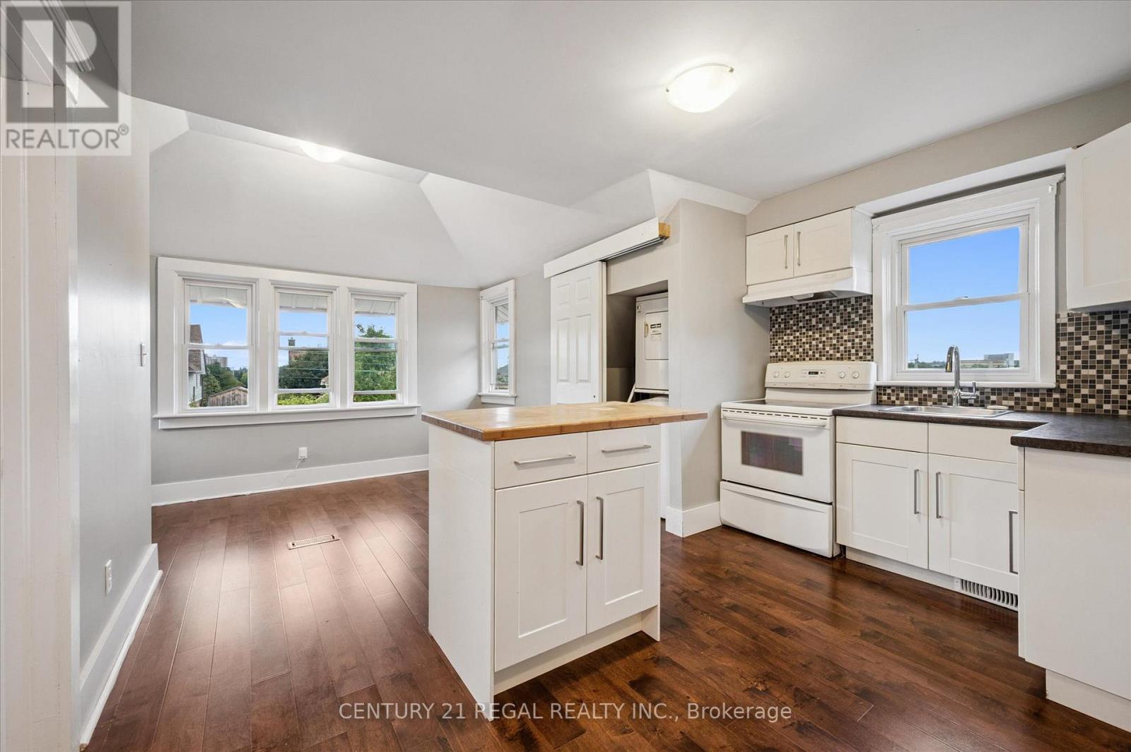 14 Stirling Avenue N, Kitchener, Ontario  N2H 3G5 - Photo 16 - X12358192