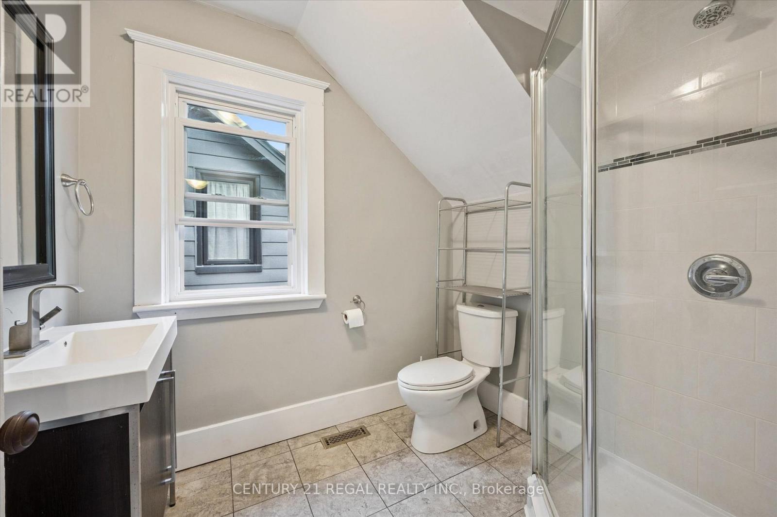 14 Stirling Avenue N, Kitchener, Ontario  N2H 3G5 - Photo 23 - X12358192