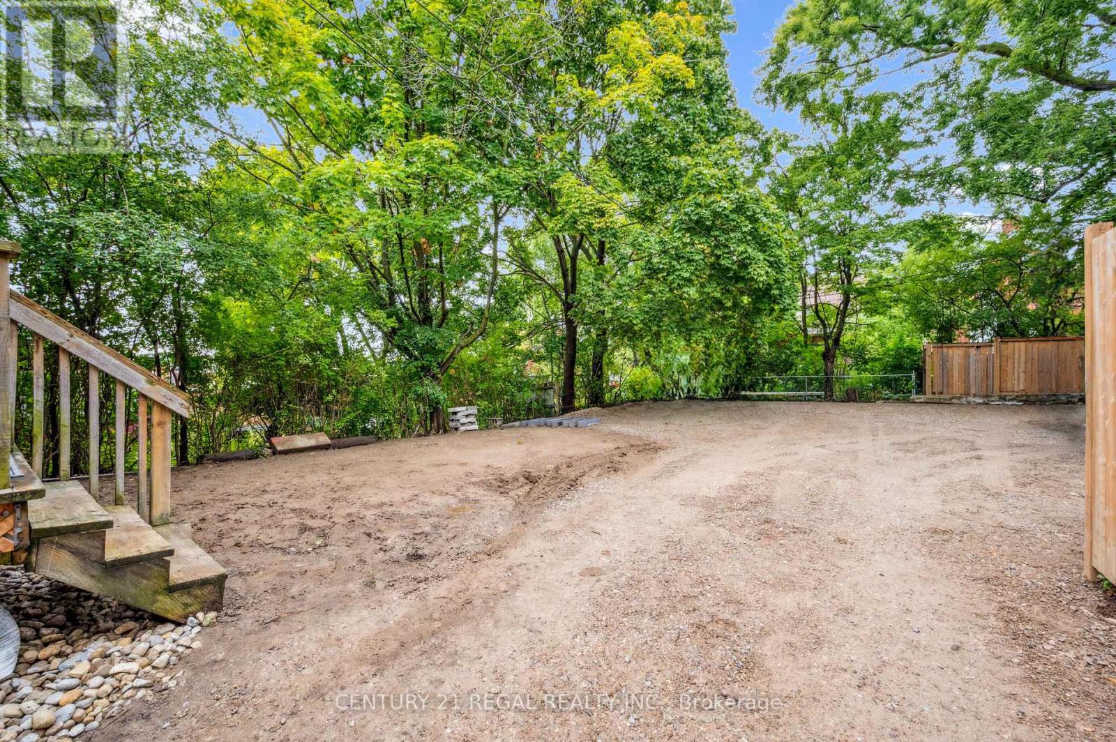 14 Stirling Avenue N, Kitchener, Ontario  N2H 3G5 - Photo 24 - X12358192