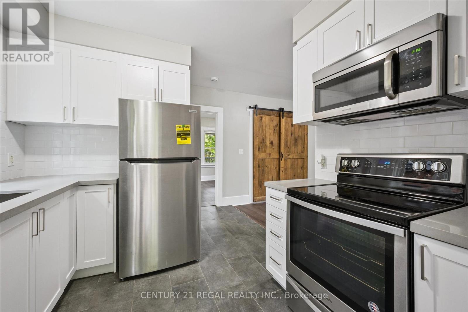 Property at 14 STIRLING AVENUE N image 5