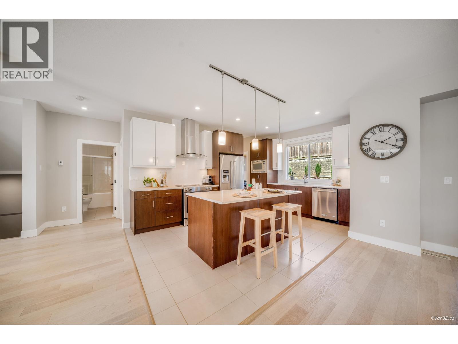 3485 Chandler Street, Coquitlam, British Columbia  V3E 0K2 - Photo 12 - R3039543