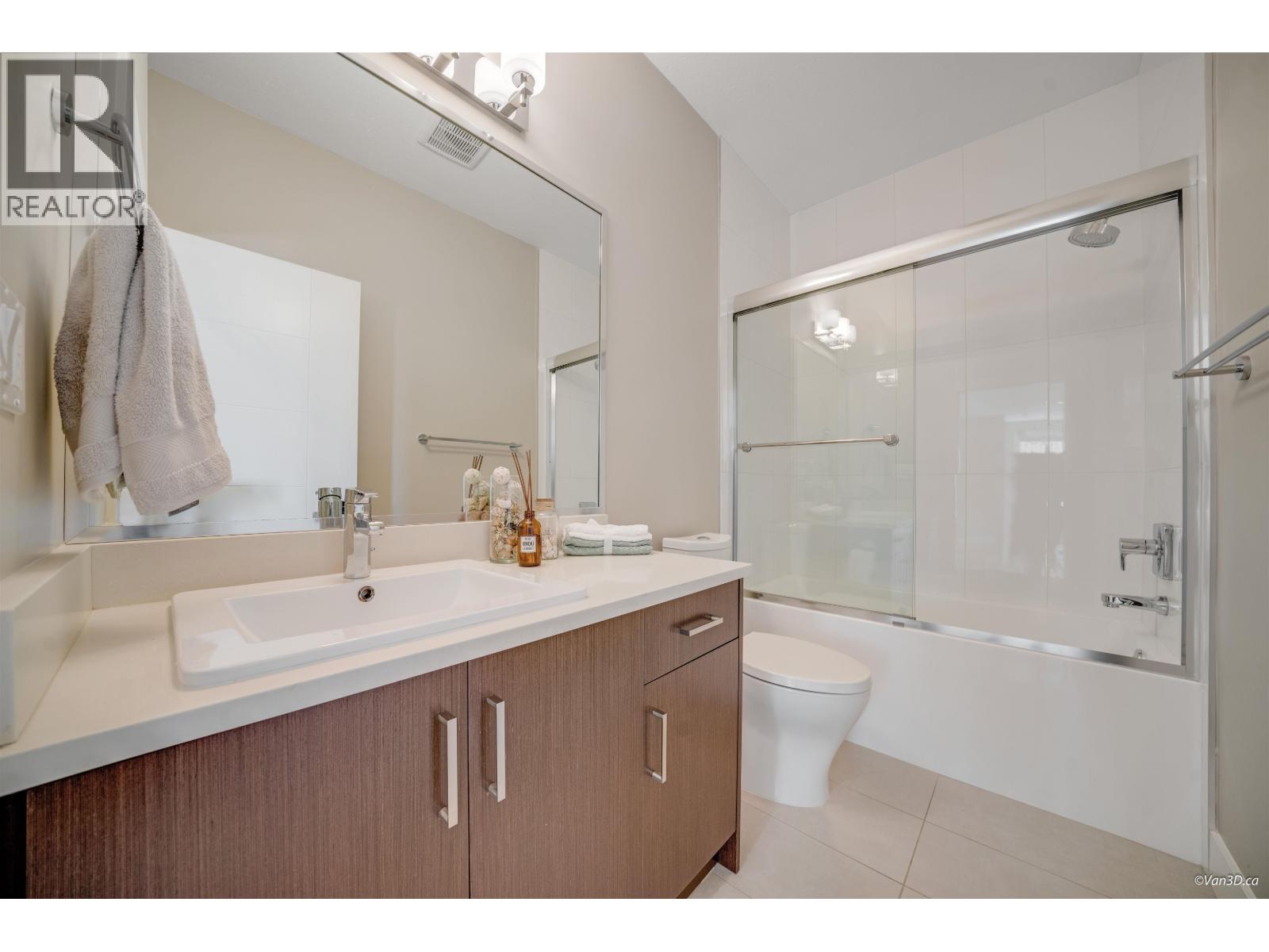 3485 Chandler Street, Coquitlam, British Columbia  V3E 0K2 - Photo 16 - R3039543