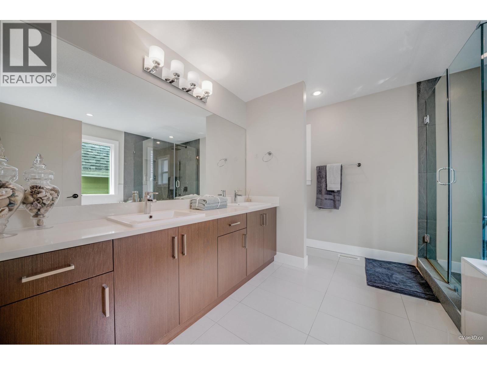 3485 Chandler Street, Coquitlam, British Columbia  V3E 0K2 - Photo 22 - R3039543