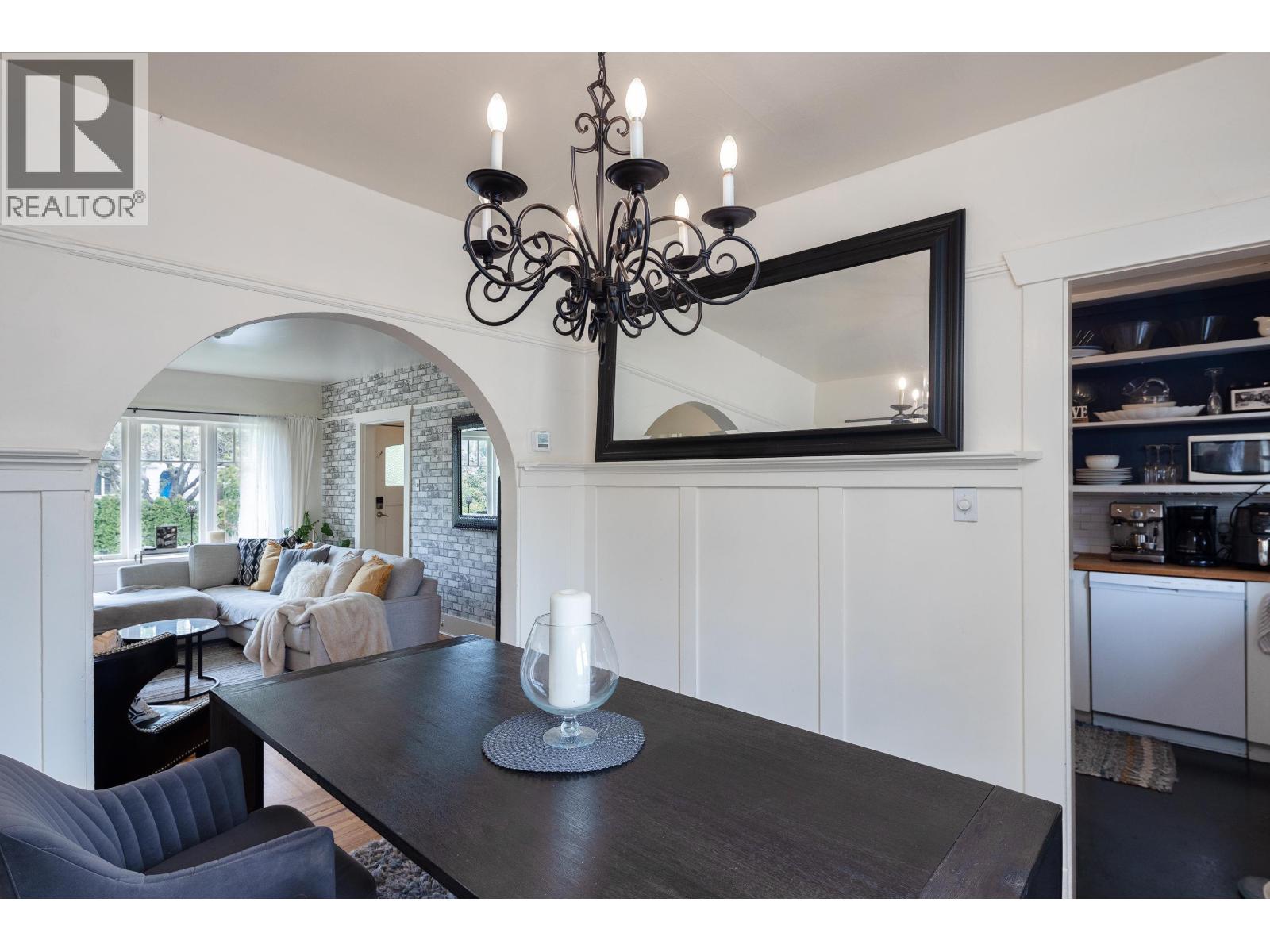 1325/27 Laburnum Street, Vancouver, British Columbia  V6J 3W4 - Photo 3 - R3039548