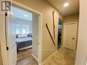 207 - 11 Beausoleil Lane, Blue Mountains, Ontario  L9Y 0Y5 - Photo 15 - X12358234