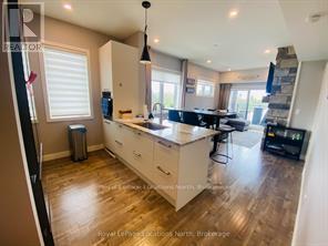 207 - 11 Beausoleil Lane, Blue Mountains, Ontario  L9Y 0Y5 - Photo 18 - X12358234