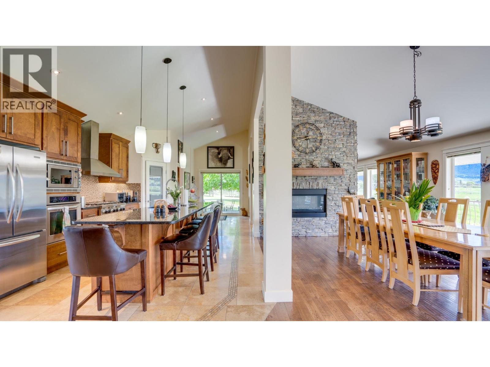 620 Mountview Road, Vernon, British Columbia  V1B 3A7 - Photo 8 - 10360306