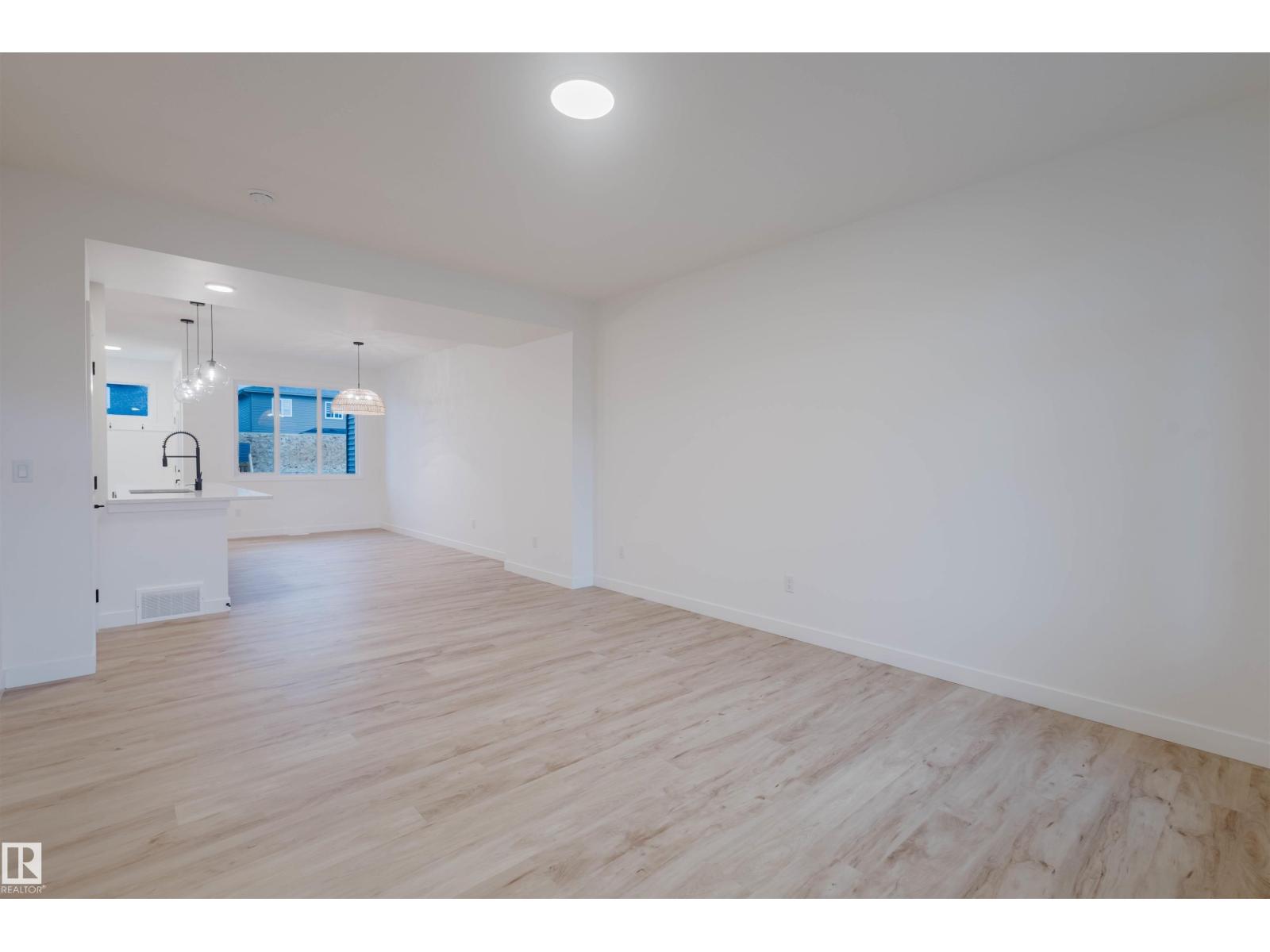 Property at 2140 Crossbill LN NW image 4