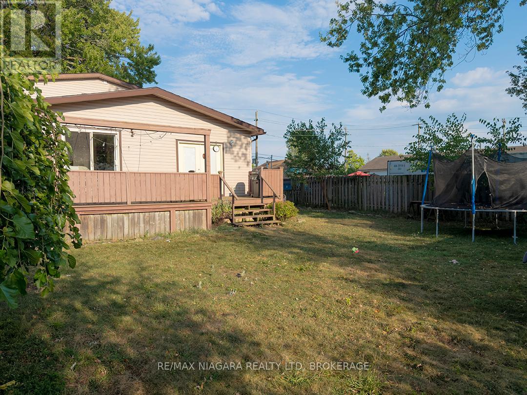 164 Mellanby Avenue, Port Colborne, Ontario  L3K 2L8 - Photo 41 - X12344782