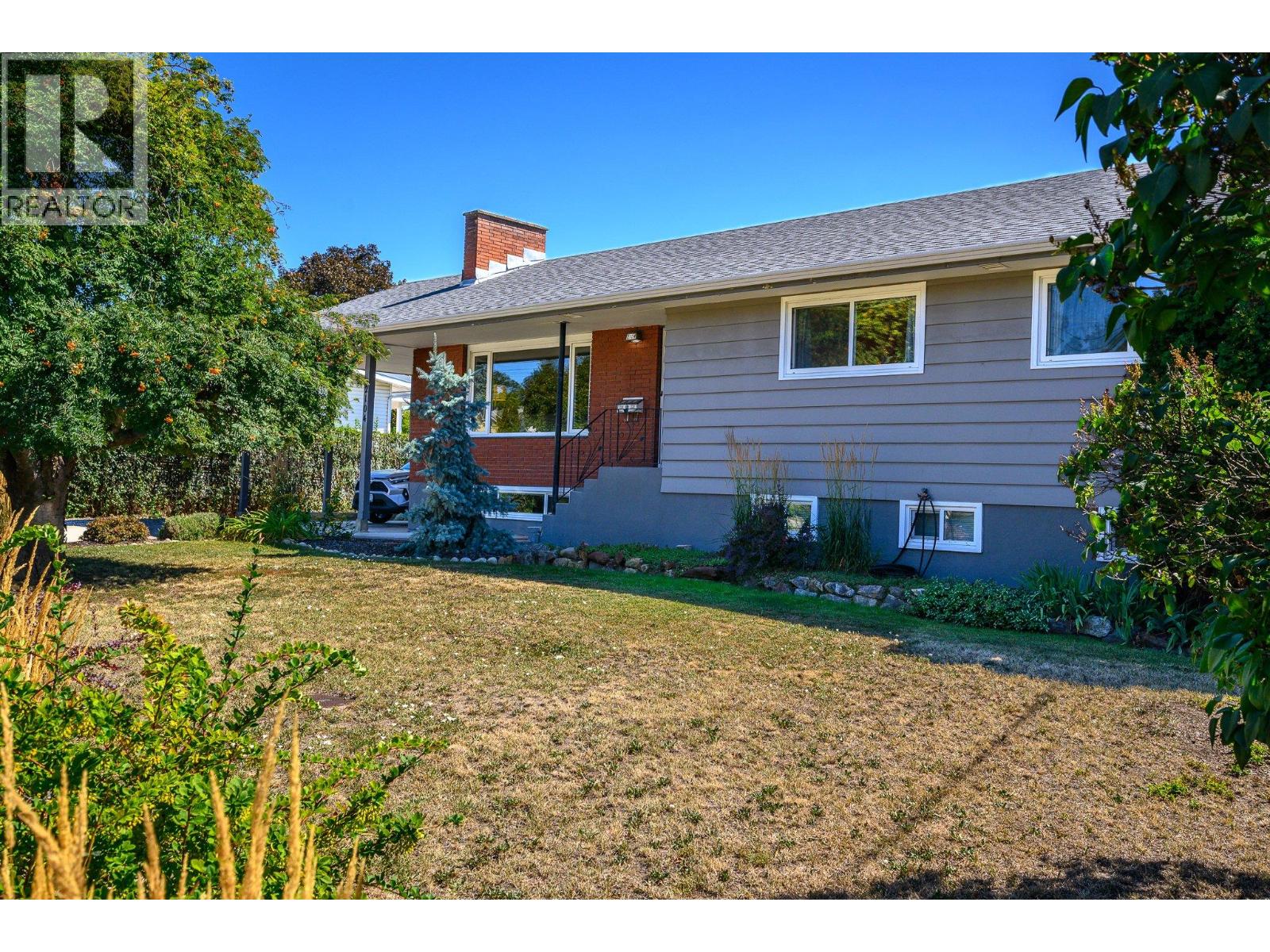 2104 25 Avenue, Vernon, British Columbia  V1T 1M9 - Photo 4 - 10359959