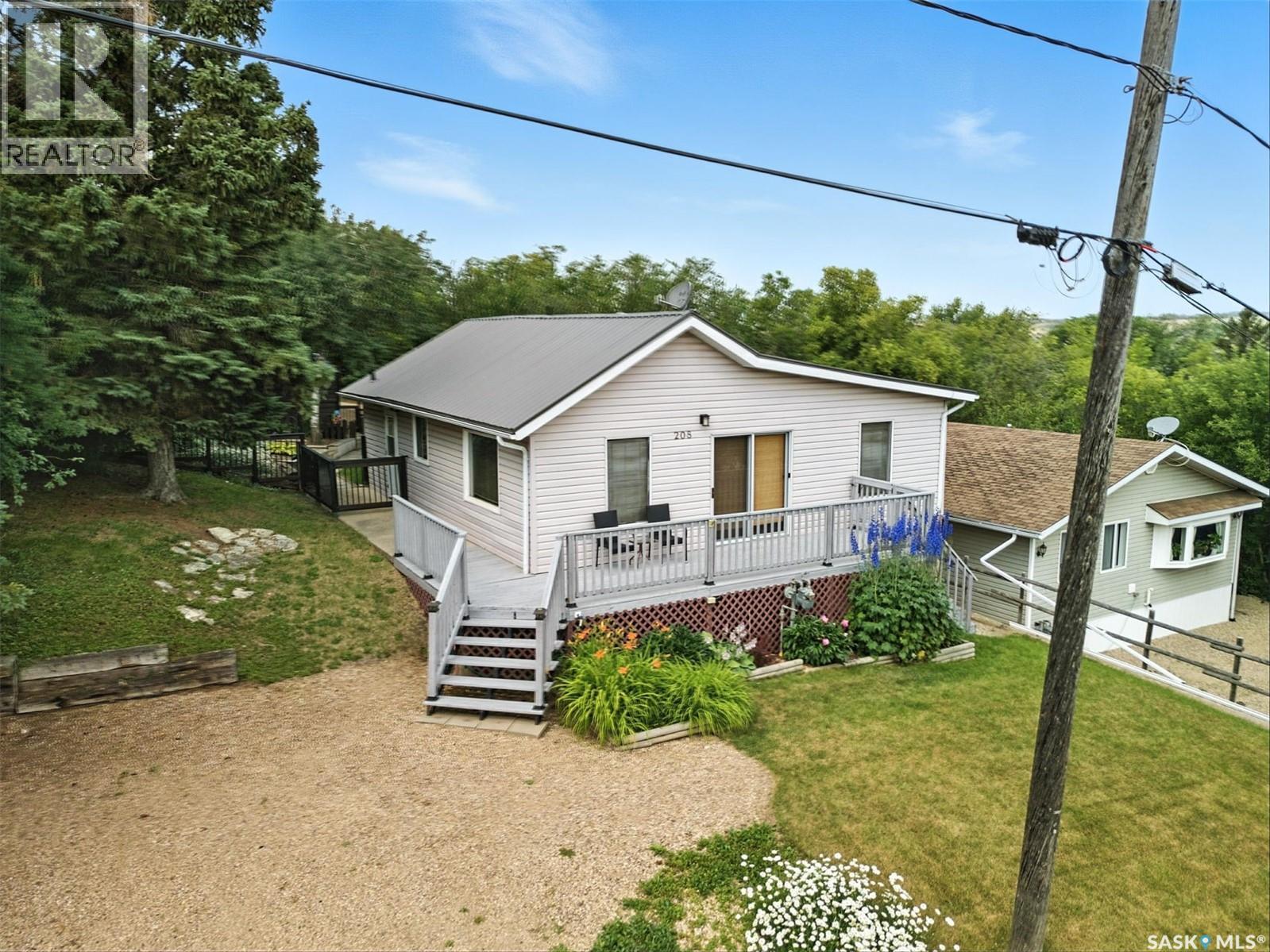 208 Albert Street, Manitou Beach, Saskatchewan  S0K 4T1 - Photo 1 - SK016352