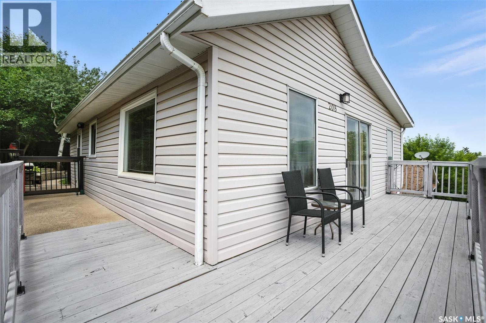 208 Albert Street, Manitou Beach, Saskatchewan  S0K 4T1 - Photo 3 - SK016352