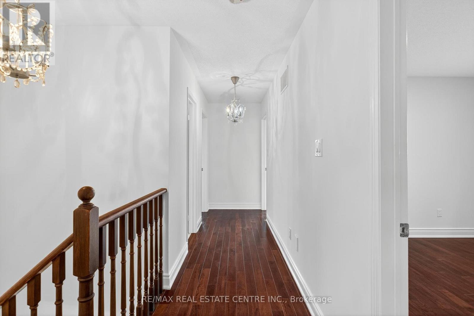 240 Armstrong Crescent, Bradford West Gwillimbury (Bradford), Ontario  L3Z 2A4 - Photo 31 - N12358250