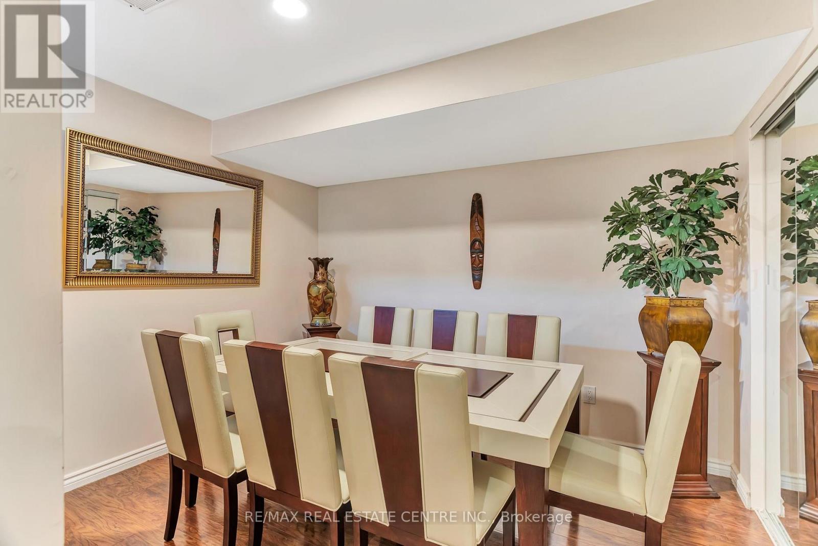 240 Armstrong Crescent, Bradford West Gwillimbury (Bradford), Ontario  L3Z 2A4 - Photo 44 - N12358250