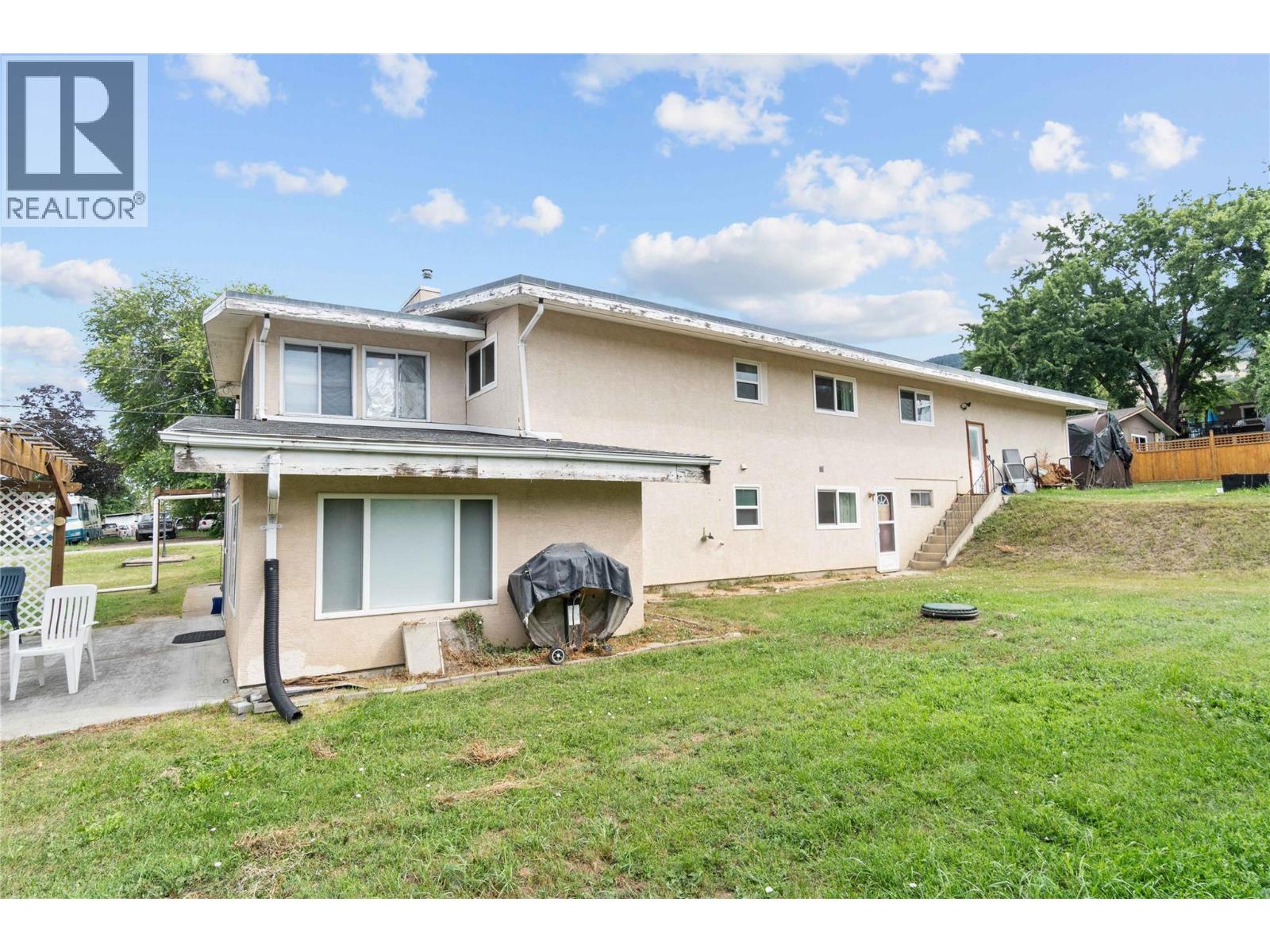 616 Decosmos Road, Vernon, British Columbia  V1B 3A9 - Photo 6 - 10358754