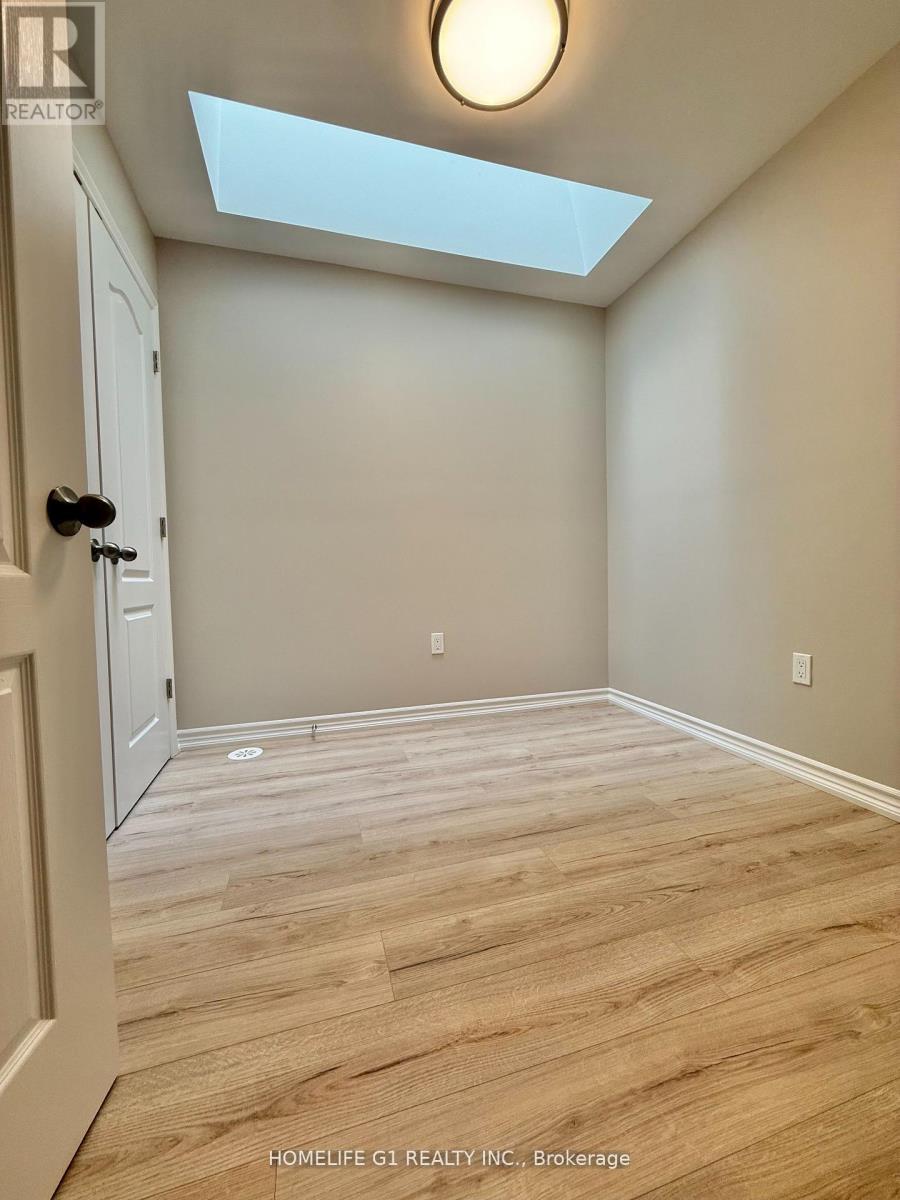 61 Springdale Avenue, Caledon, Ontario  L7C 4L6 - Photo 17 - W12358258