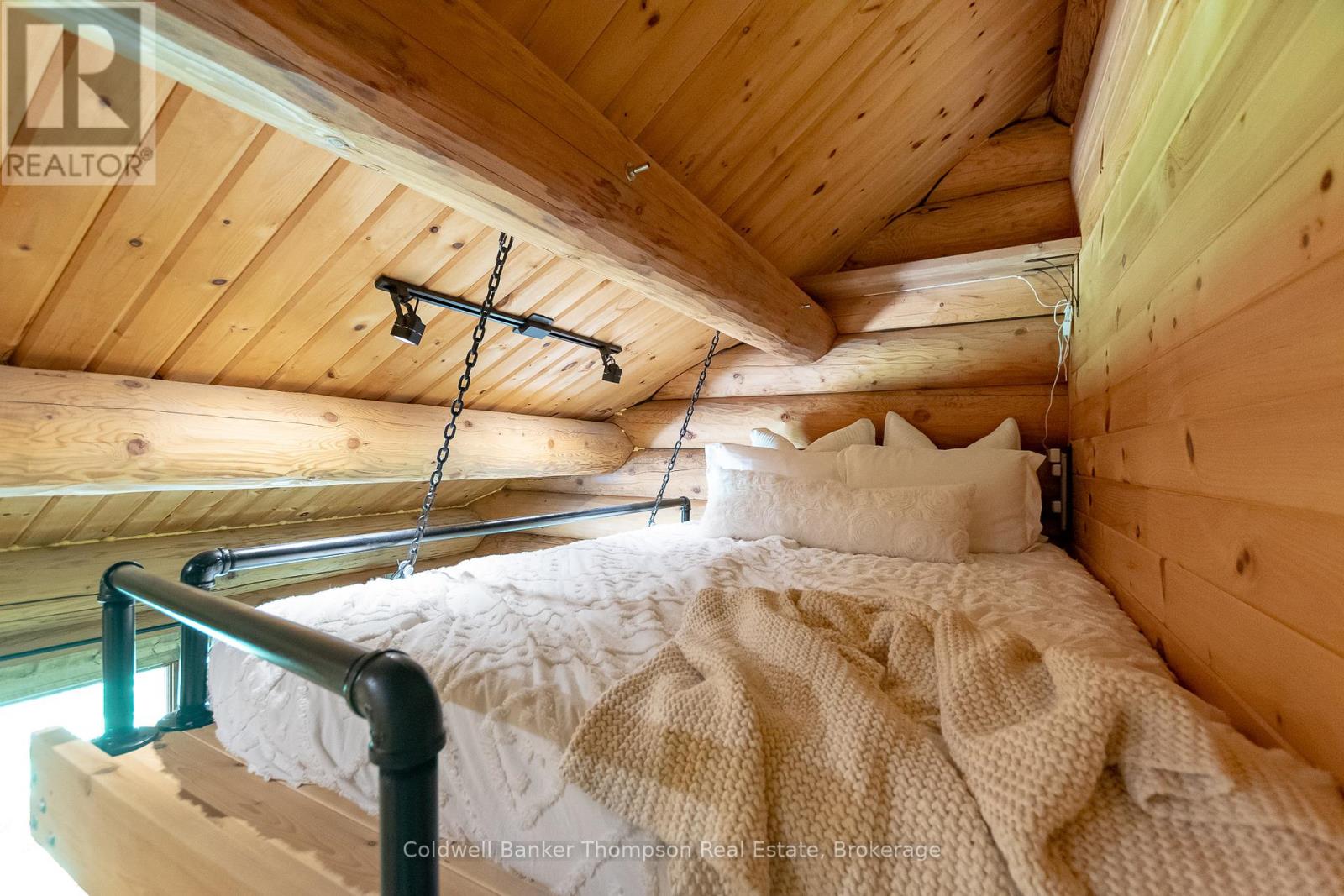 778 Big Island, Huntsville, Ontario  P1H 2J2 - Photo 33 - X12358278