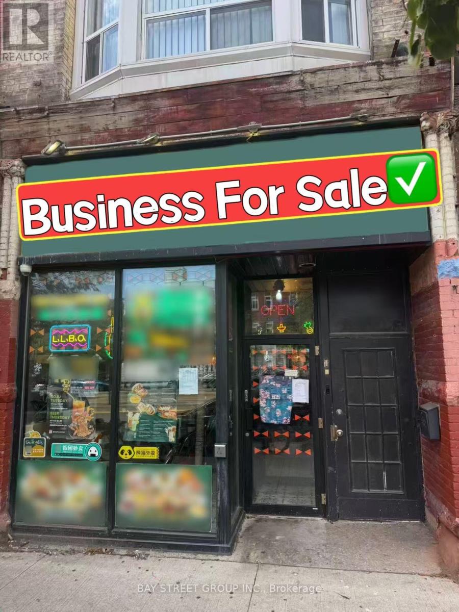 382 Spadina Avenue, Toronto (Kensington-Chinatown), Ontario  M5T 2G5 - Photo 1 - C12358276