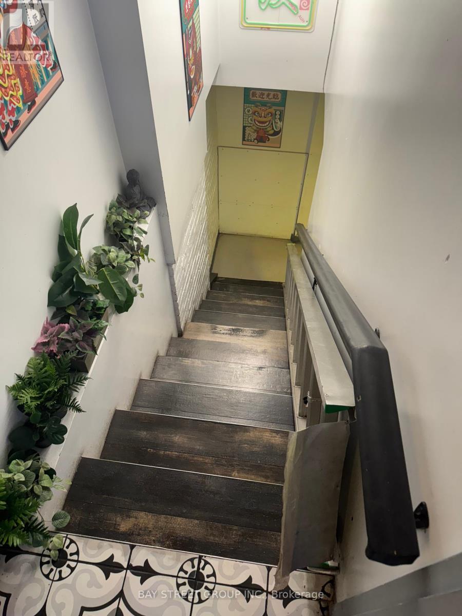 382 Spadina Avenue, Toronto (Kensington-Chinatown), Ontario  M5T 2G5 - Photo 16 - C12358276