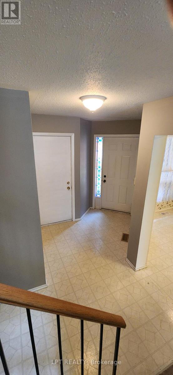 148 Pickwick Drive, Ottawa, Ontario  K2J 3C8 - Photo 4 - X12358305