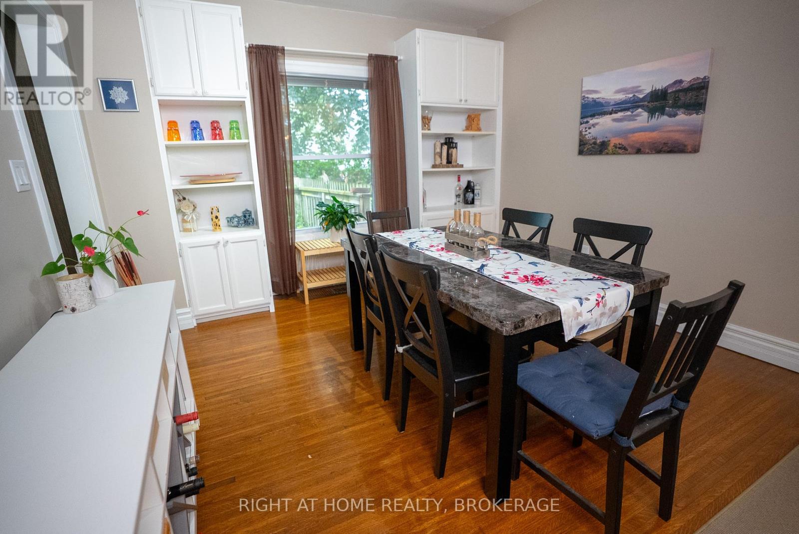 88 Chaplin Avenue, St. Catharines, Ontario  L2R 2E7 - Photo 10 - X12358318