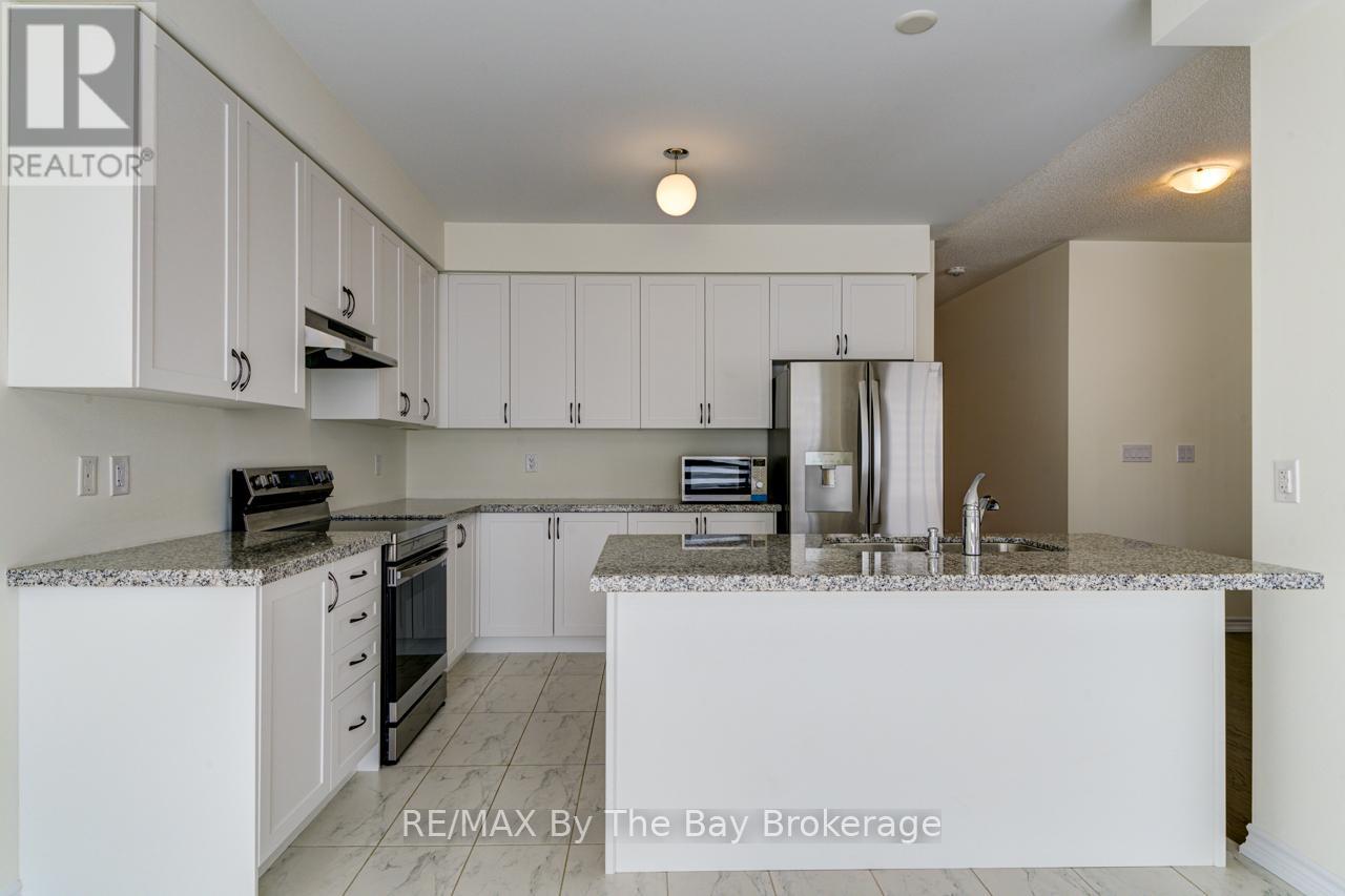 163 Rosanne Circle, Wasaga Beach, Ontario  L9Z 0N1 - Photo 12 - S12358314