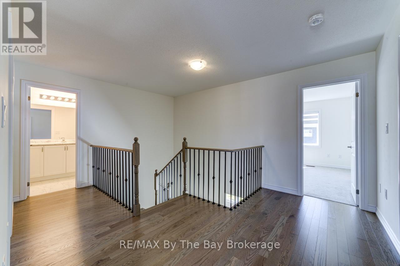 163 Rosanne Circle, Wasaga Beach, Ontario  L9Z 0N1 - Photo 26 - S12358314