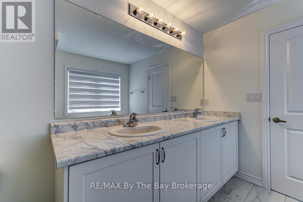 163 Rosanne Circle, Wasaga Beach, Ontario  L9Z 0N1 - Photo 31 - S12358314
