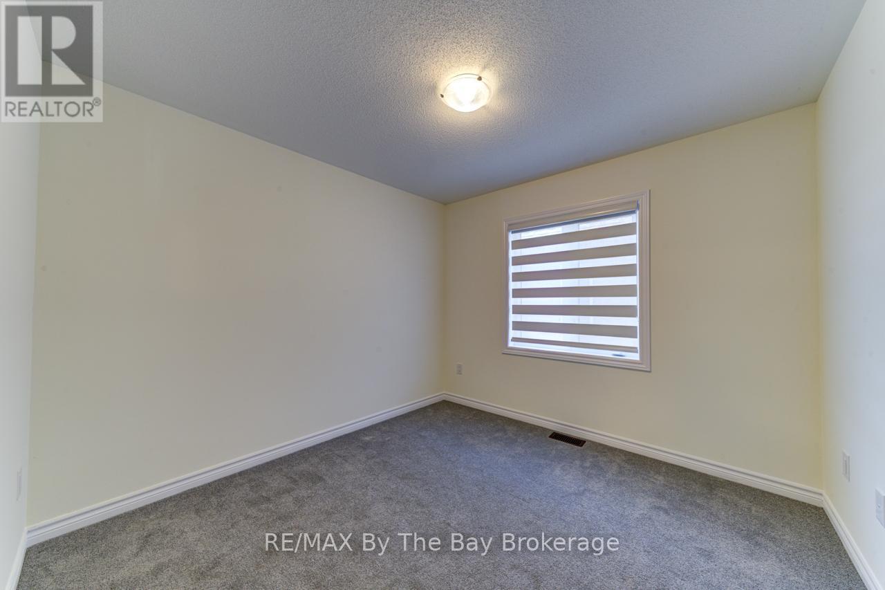 163 Rosanne Circle, Wasaga Beach, Ontario  L9Z 0N1 - Photo 35 - S12358314