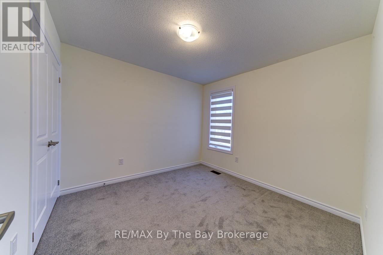 163 Rosanne Circle, Wasaga Beach, Ontario  L9Z 0N1 - Photo 38 - S12358314